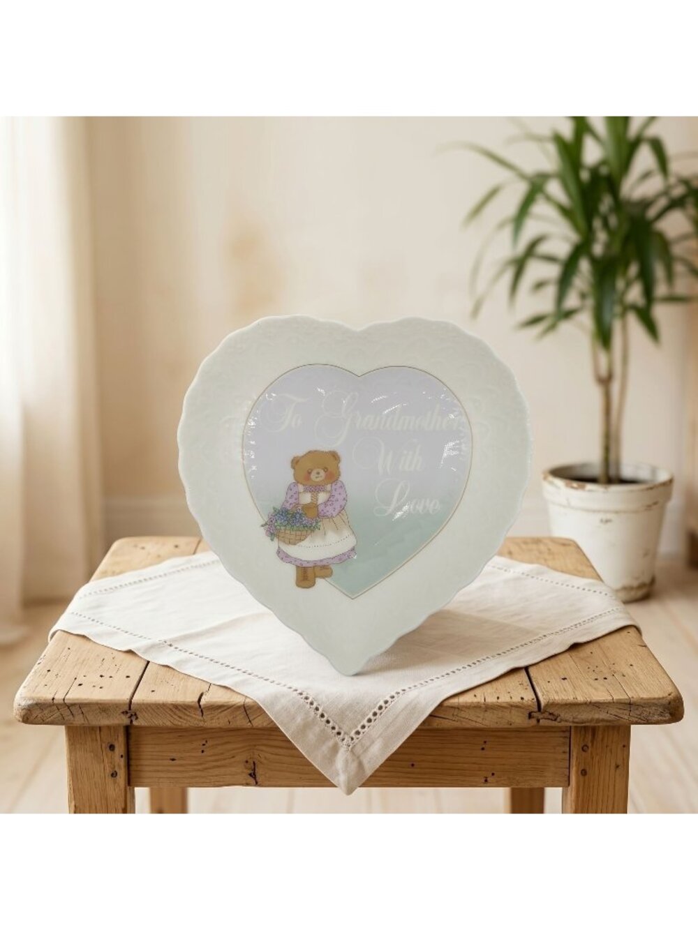 Vintage Mikasa To Grandmother With Love Bone China Heart Plate 6.1"